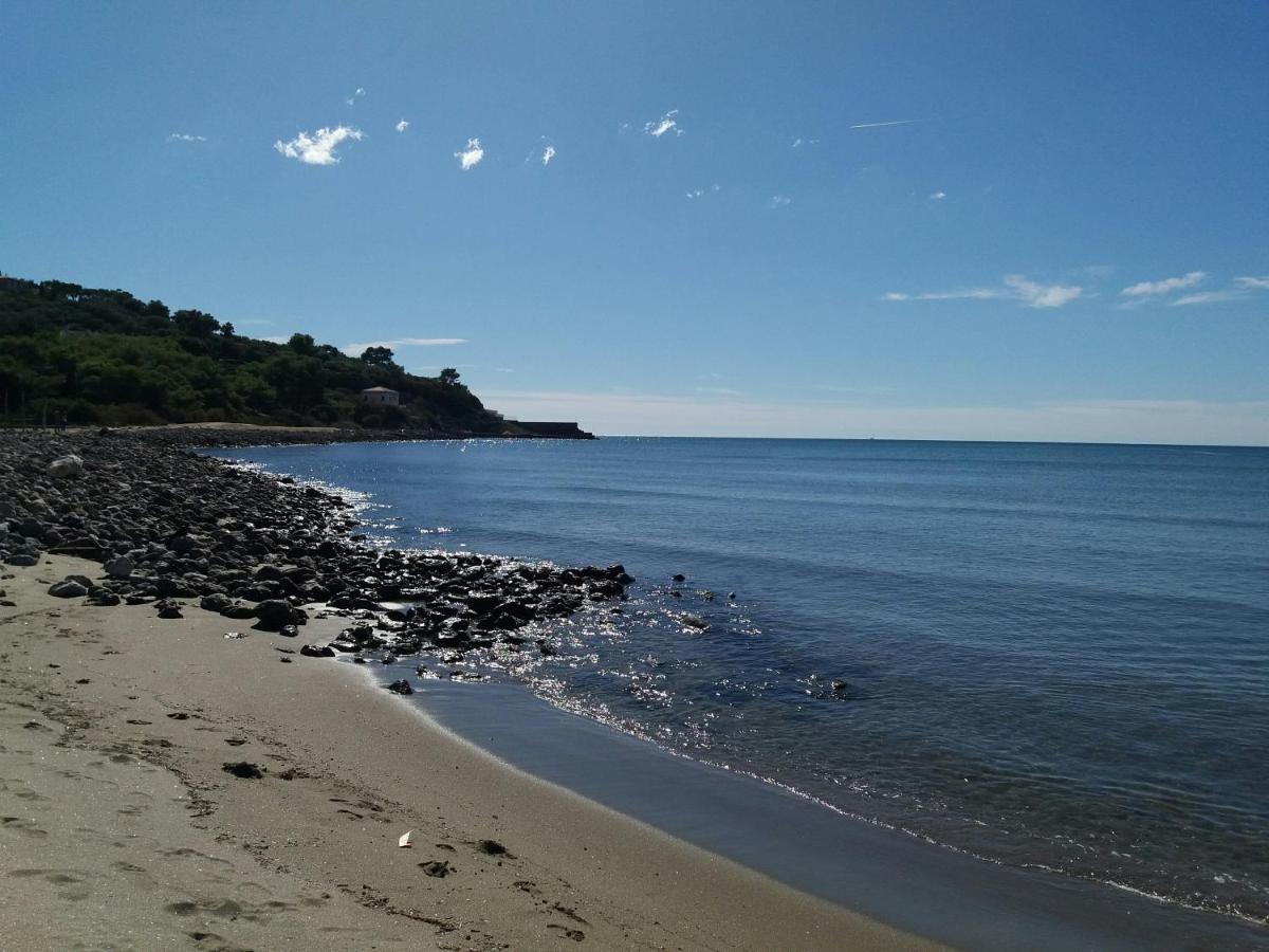 Capolinea Al Mare Bed & Breakfast Orbetello Exterior photo